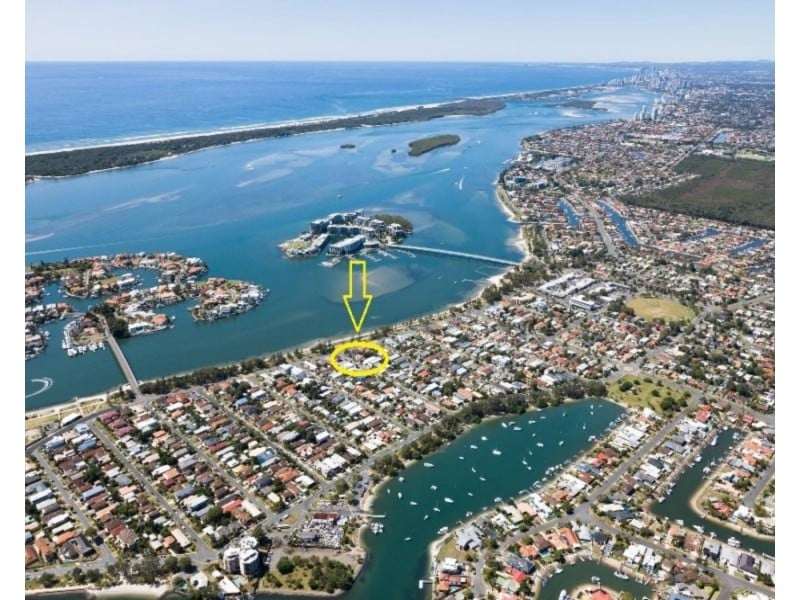 102a The Esplanade, Paradise Point  QLD  4216